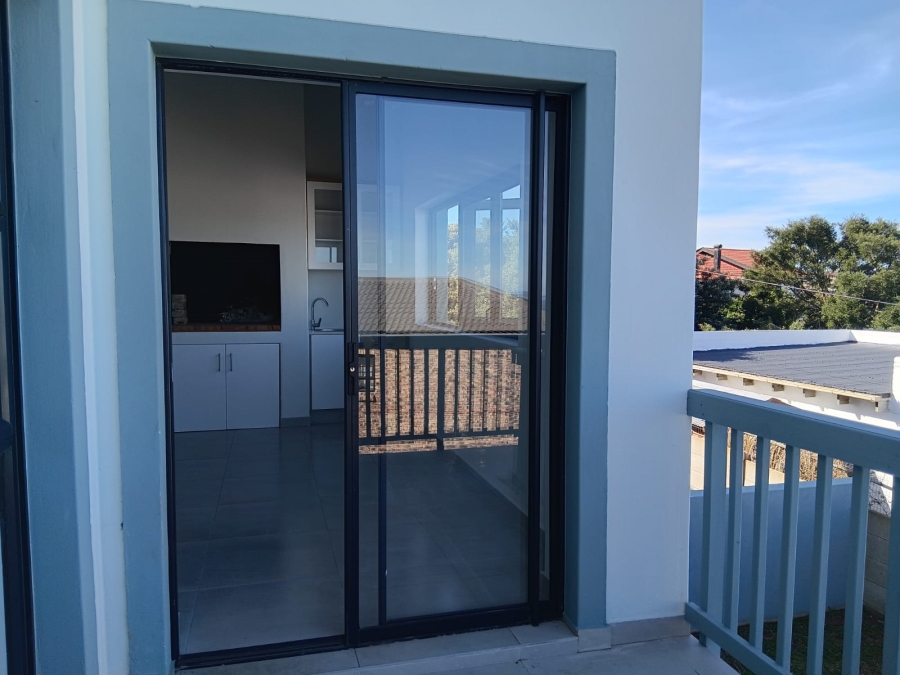 To Let 3 Bedroom Property for Rent in Dana Bay Western Cape